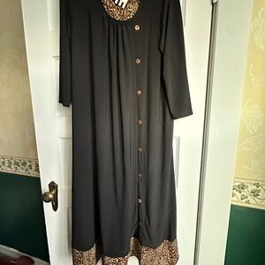 Elegant Black and Leopard Print Dress